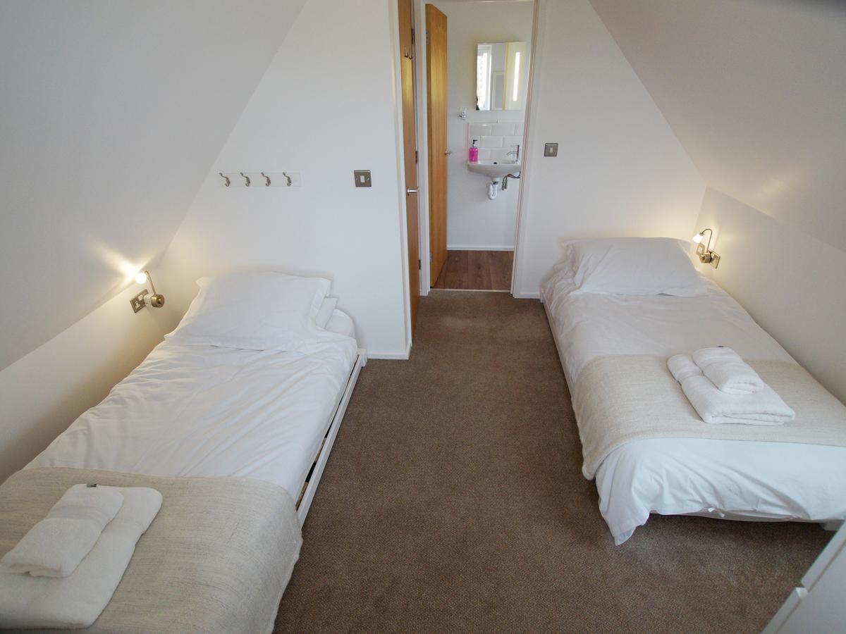 Beautiful Cotswold View Apartment Bourton-on-the-Water Exterior foto